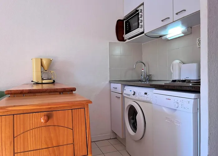 Duplex 3 Pieces Avec Grandes Terrasses Et Parking - 6 Couchages - Proche Plage, - Fr-1-251-534