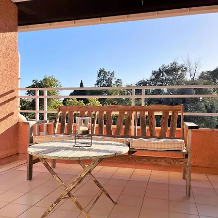 Duplex 3 Pièces Avec Grandes Terrasses Et Parking - 6 Couchages - Proche Plage, - Fr-1-251-534 *